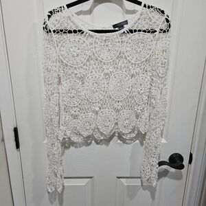 ⚡ 2 for $5 - Kendall + Kylie Crochet Top